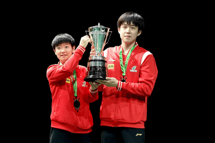 没有全运会金牌,却改写整个乒乓球史!孙颖莎已是世乒赛双圈金满贯!